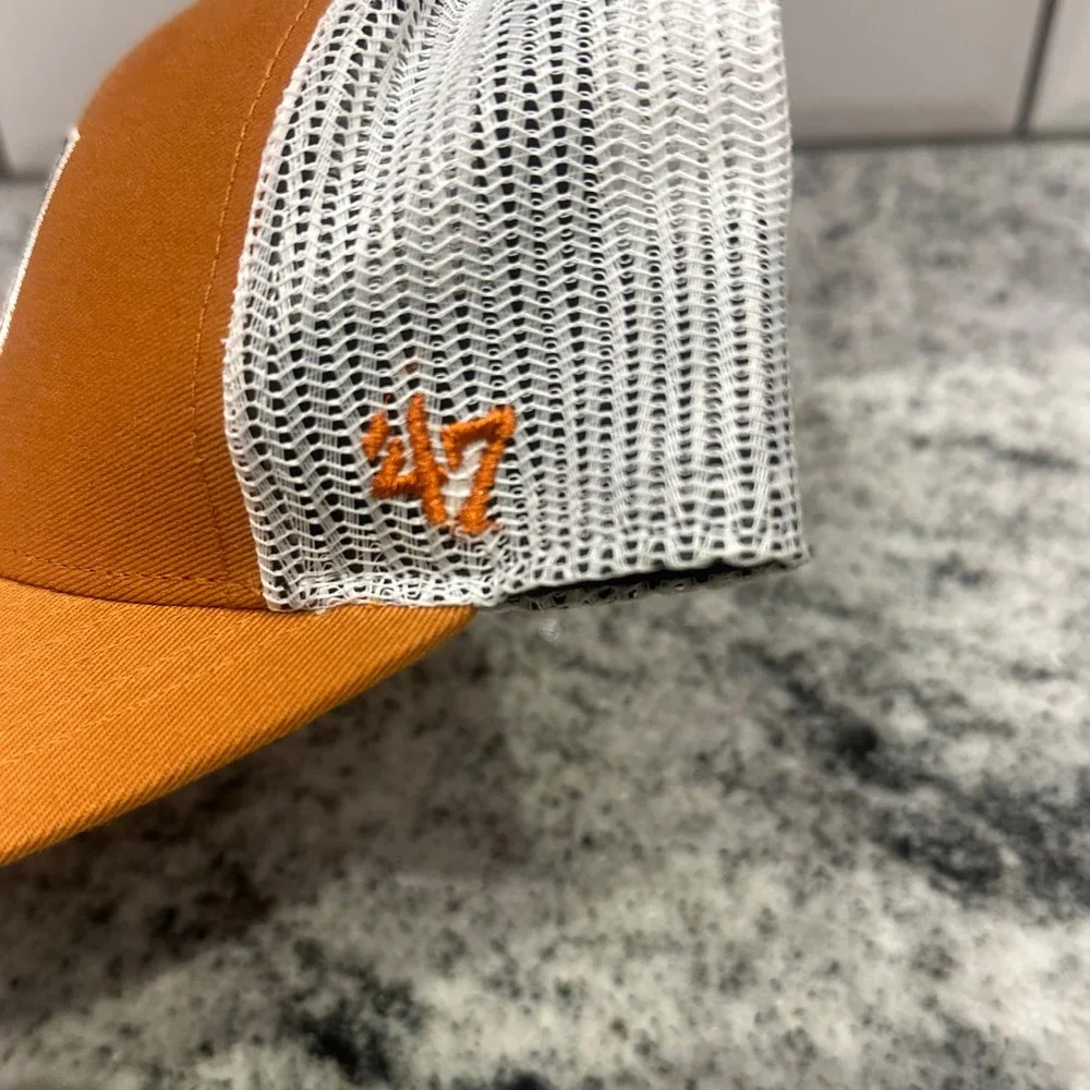 47 Brand Mens OSFA Trucker Hat Burnt Orange Texas Longhorns Snapback Mesh Cap